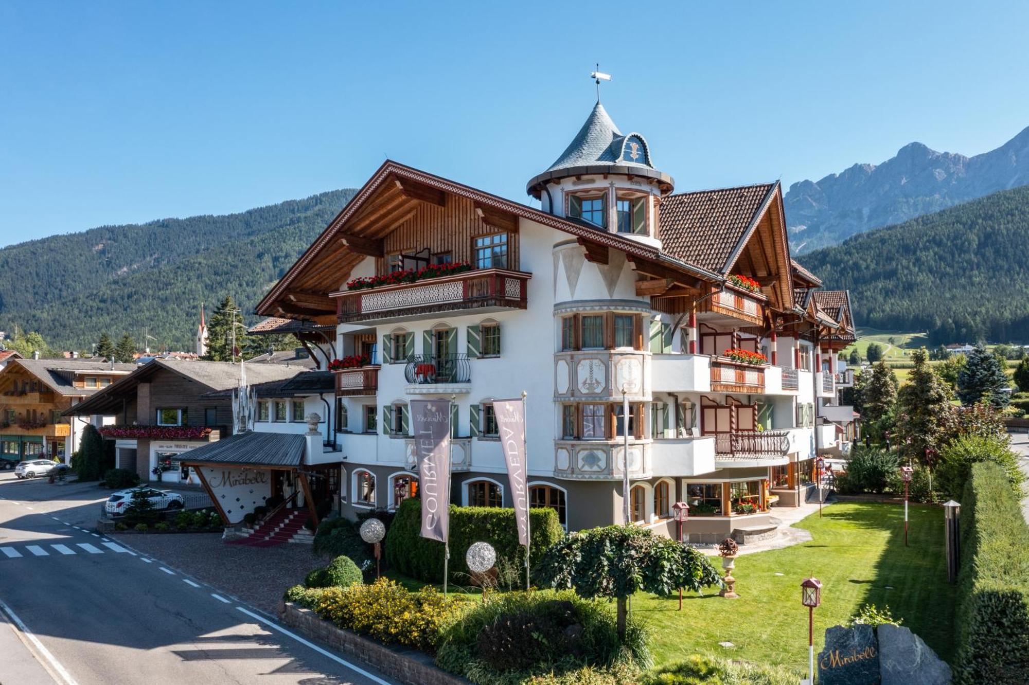 Mirabell Dolomites Hotel - Luxury Ayurveda & Spa Olang Εξωτερικό φωτογραφία